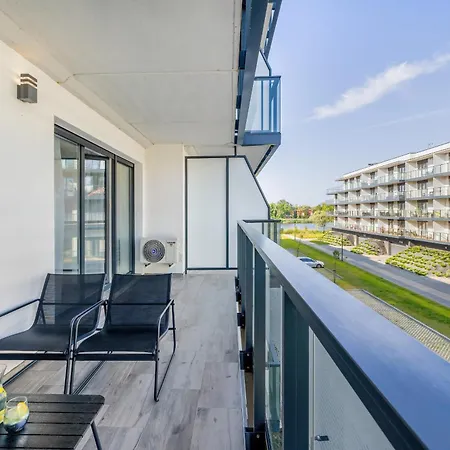 Exclusive Apartments Porta Mare Marina - Swimming Pool & Sauna By Renters Prestige Дзівнув Екстер'єр фото
