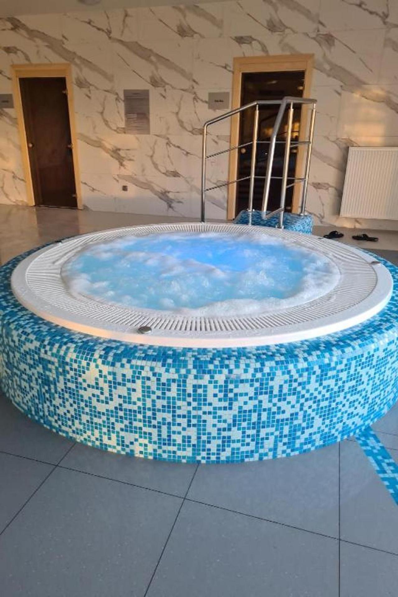 Exclusive Porta Mare Marina - Swimming Pool & Sauna By Renters Prestige Apartment *